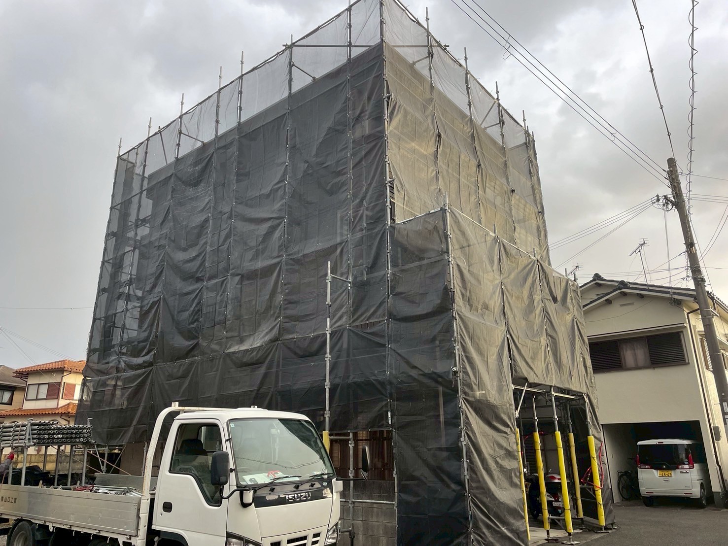 LINE_ALBUM_外壁塗装足場_250402_2